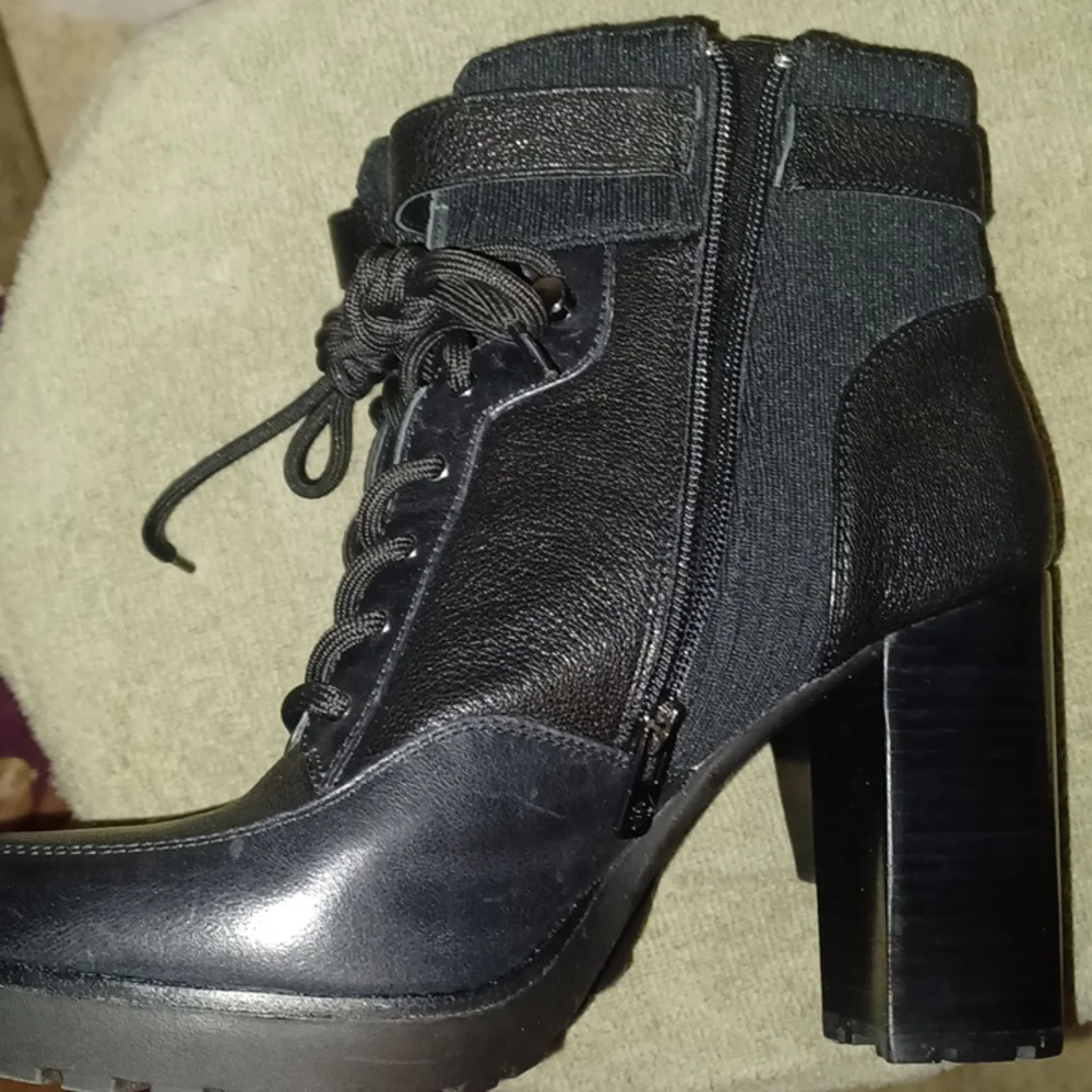 Antonio Melani Perline.Booties - Picture 9 of 11